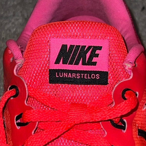 Nike Lunar Stelos Women’s Sneakers size 9.5 pink multi color - Picture 3 of 11